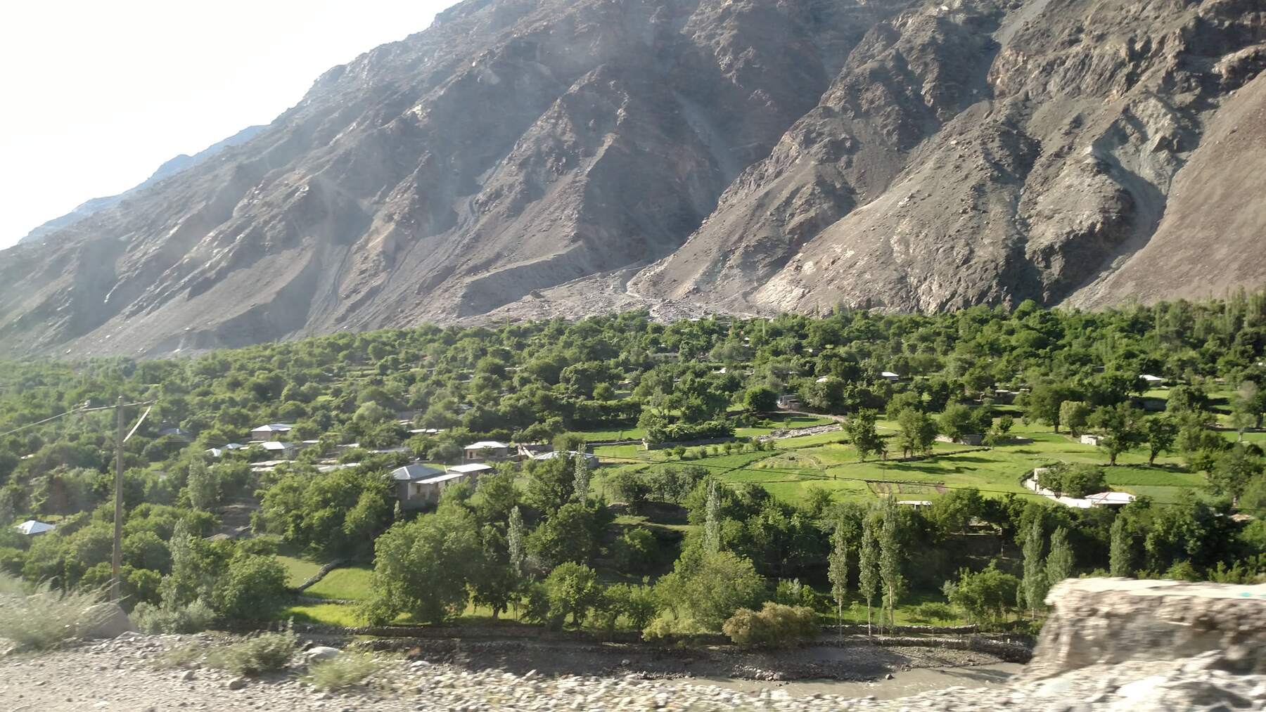 The valley on the way to Gupis.
